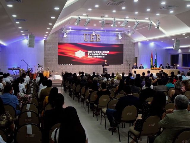 Universidad Evangélica Boliviana Requisitos